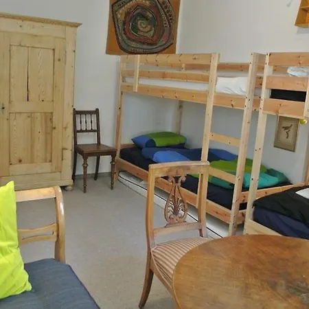 Hotell Spilgie 111 Zeller *